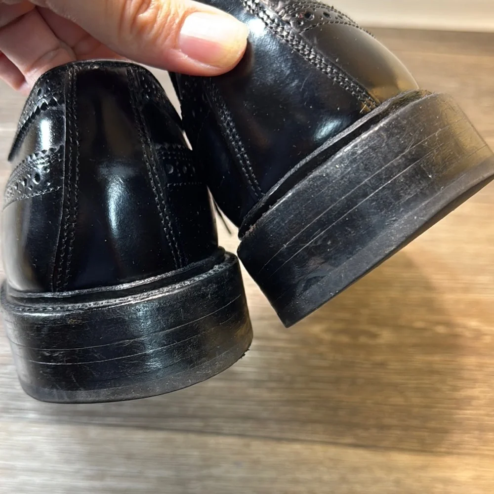 Hanover Black Leather Men's Dress Shoes men’s size 8 (s43)